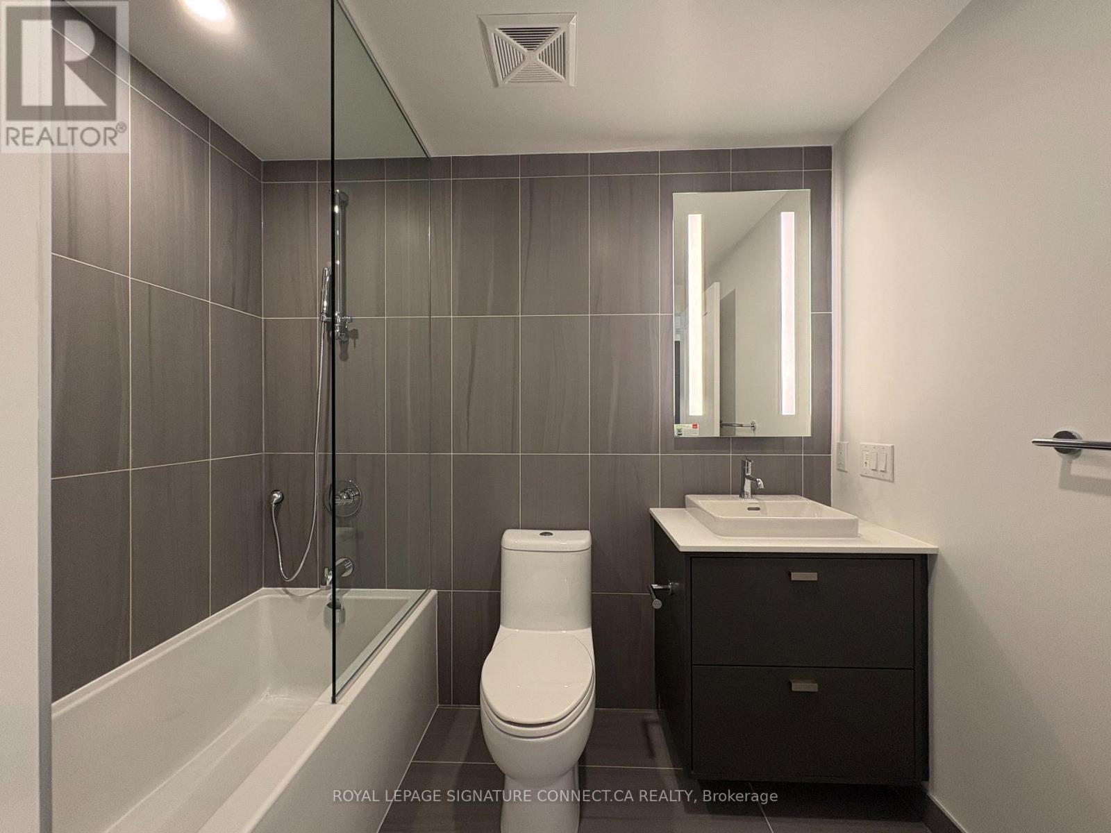 608 - 858 Dupont Street, Toronto, Ontario M6G 0C1 - Photo 9 - W13585428