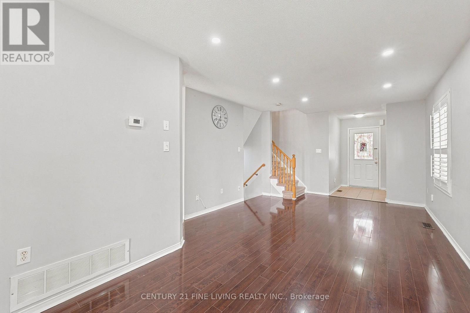 40 Hollowgrove Boulevard, Brampton, Ontario  L6P 1B1 - Photo 5 - W13585432
