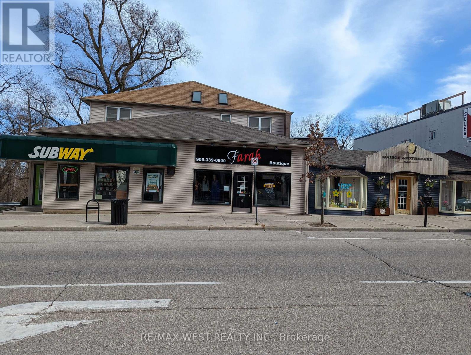 96 FORSYTHE STREET, Oakville, Ontario