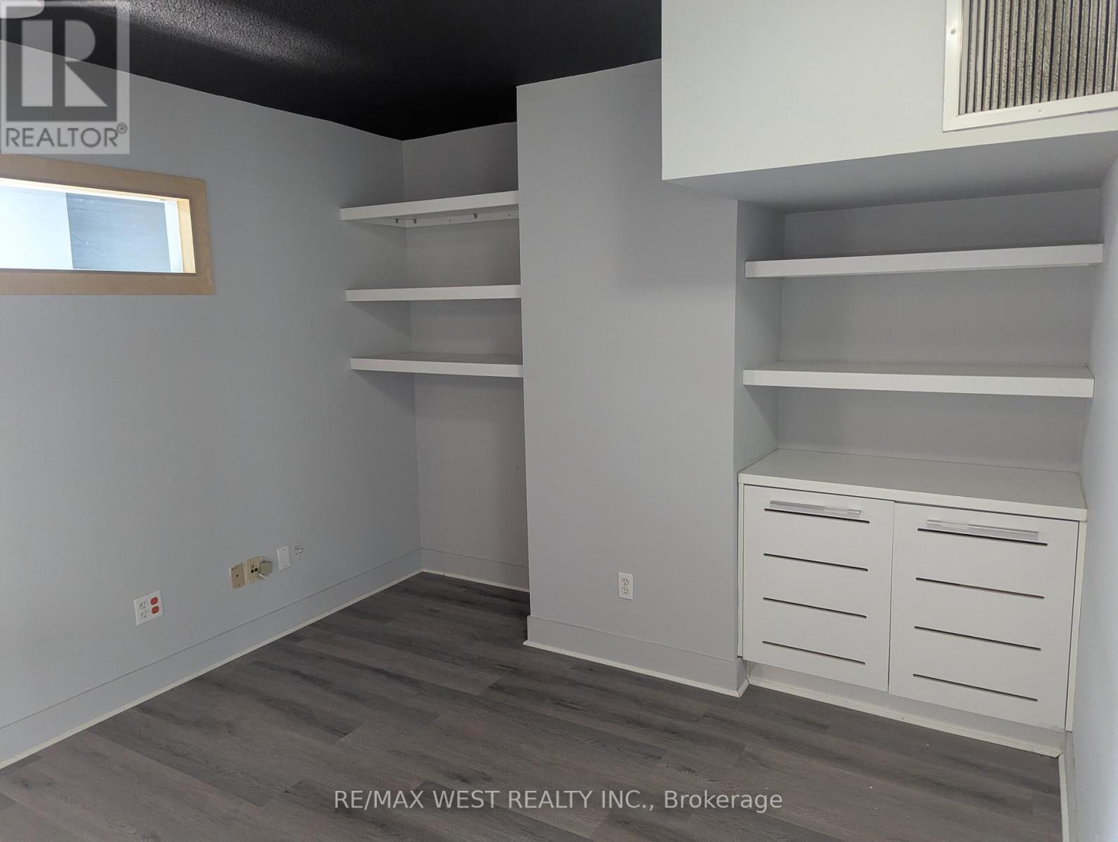 96 Forsythe Street, Oakville, Ontario  L6K 1C5 - Photo 8 - W13585434