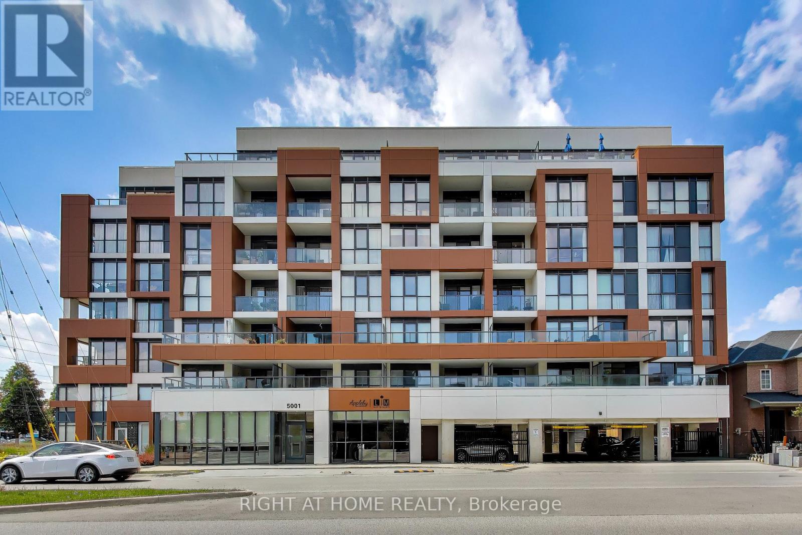 304 - 5001 CORPORATE DRIVE, Burlington, Ontario