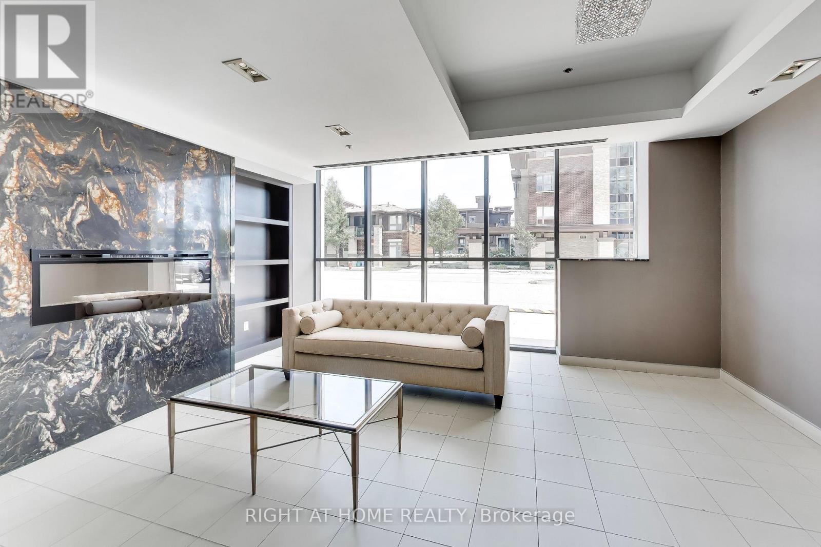 304 - 5001 Corporate Drive, Burlington, Ontario  L7L 0H5 - Photo 5 - W13585450