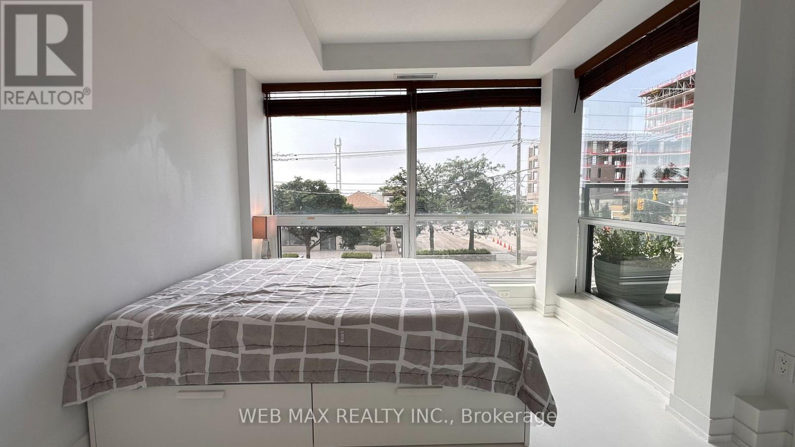 201 - 51 Lady Bank Road, Toronto, Ontario  M8Z 0C9 - Photo 11 - W13585454