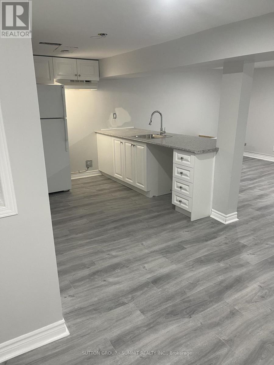 2257 Hanbury Court, Burlington, Ontario  L7P 3V4 - Photo 5 - W13585512