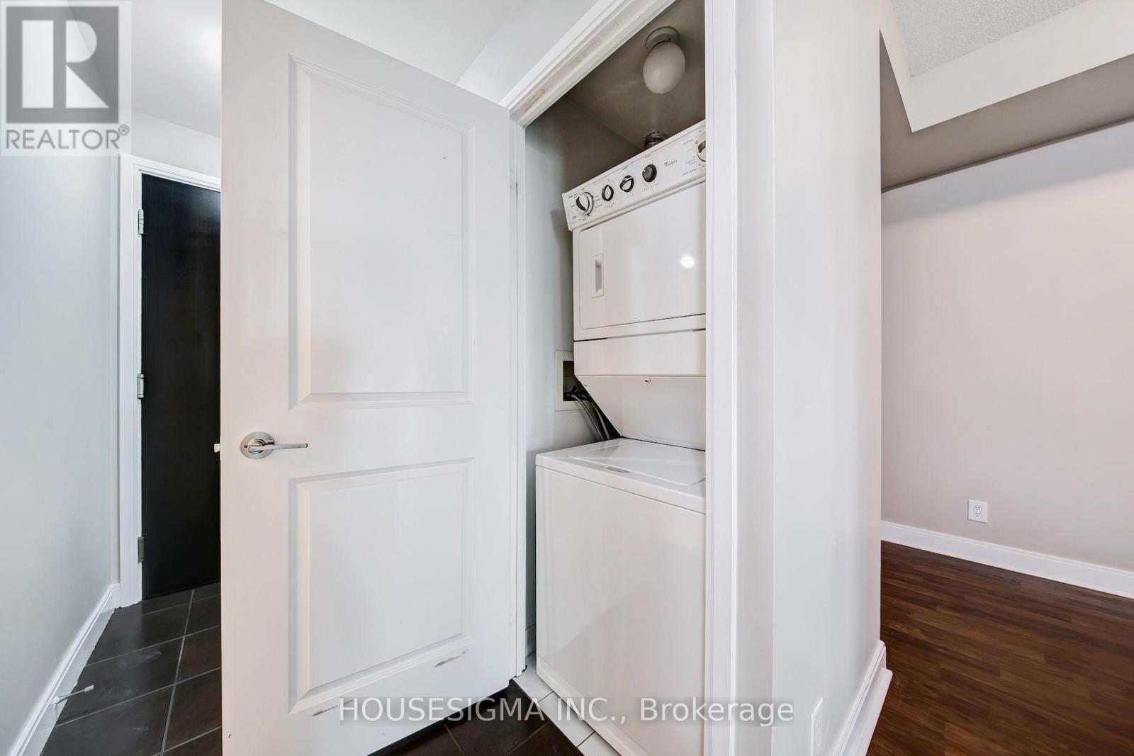 507 - 60 Absolute Avenue, Mississauga, Ontario  L4T 0A9 - Photo 6 - W13585528
