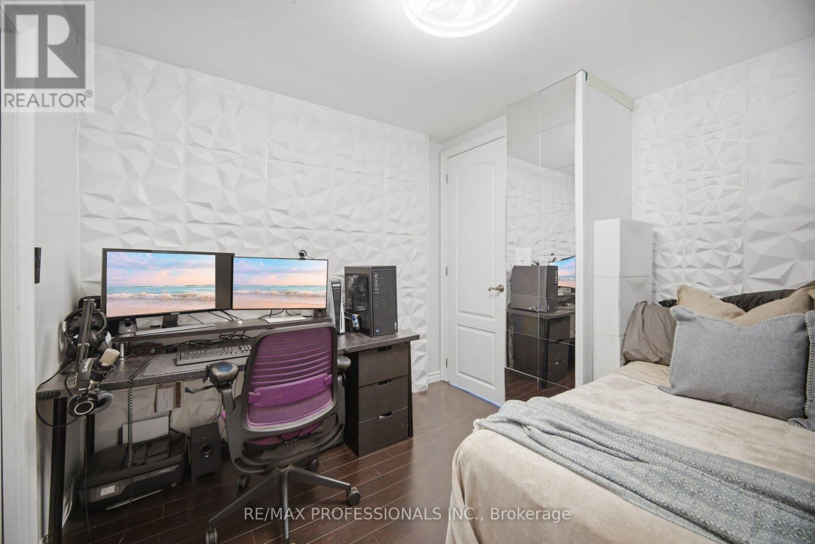 50 Cobb Avenue, Toronto, Ontario  M3L 2A3 - Photo 19 - W13585570