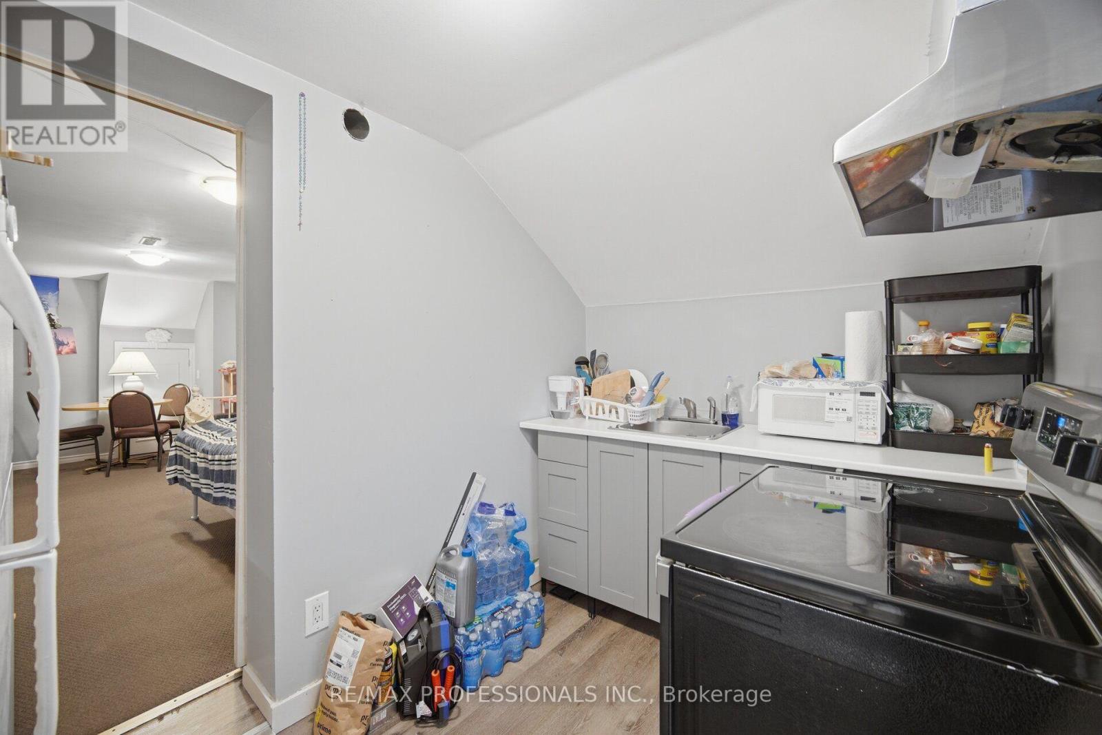 50 Cobb Avenue, Toronto, Ontario  M3L 2A3 - Photo 26 - W13585570