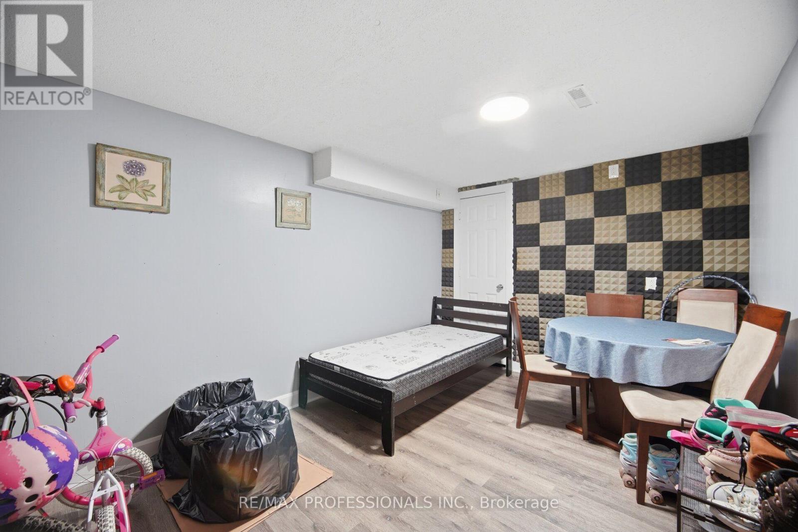 50 Cobb Avenue, Toronto, Ontario  M3L 2A3 - Photo 30 - W13585570