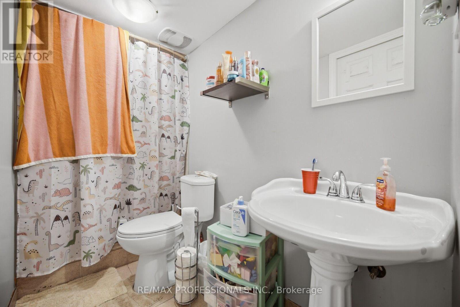 50 Cobb Avenue, Toronto, Ontario  M3L 2A3 - Photo 31 - W13585570