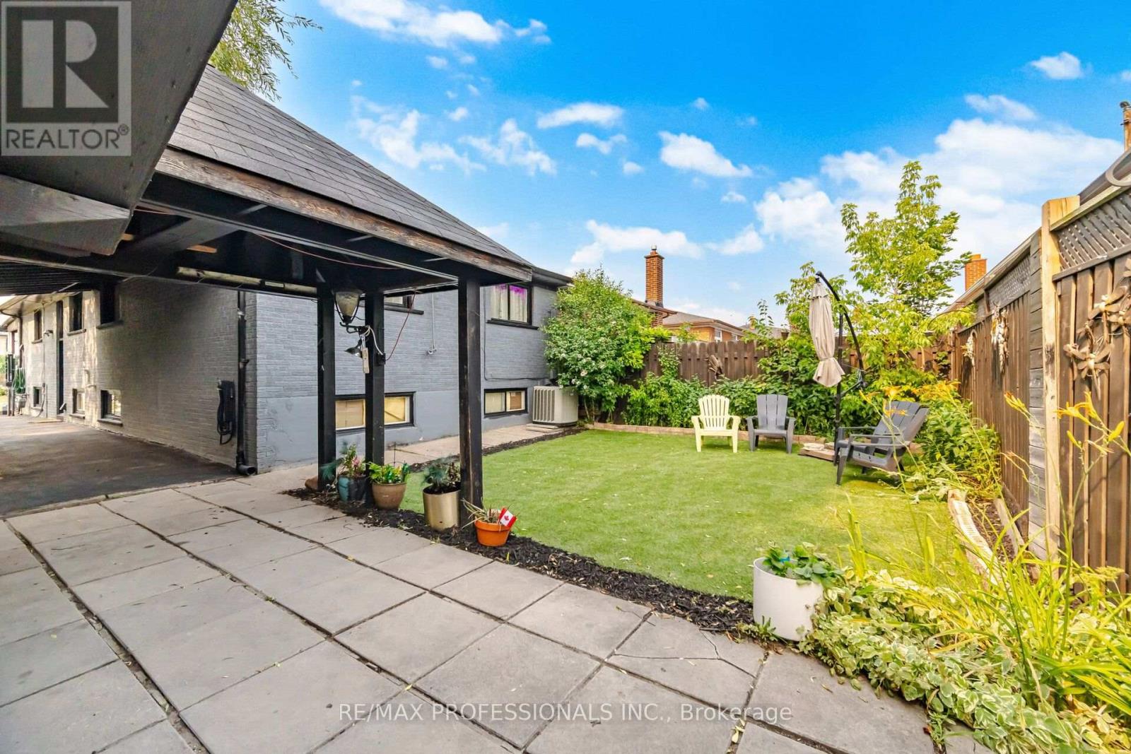 50 Cobb Avenue, Toronto, Ontario  M3L 2A3 - Photo 44 - W13585570
