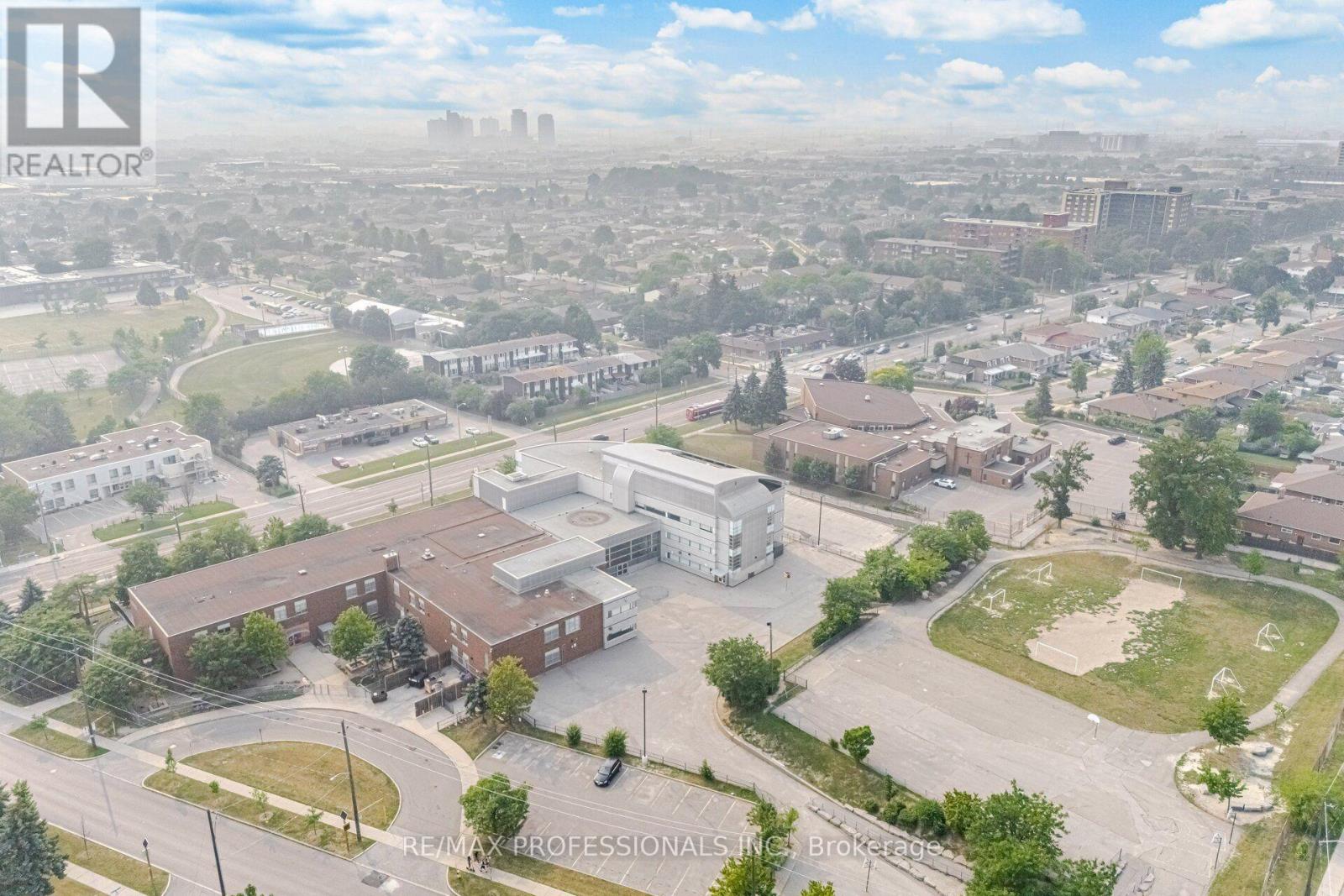 50 Cobb Avenue, Toronto, Ontario  M3L 2A3 - Photo 49 - W13585570