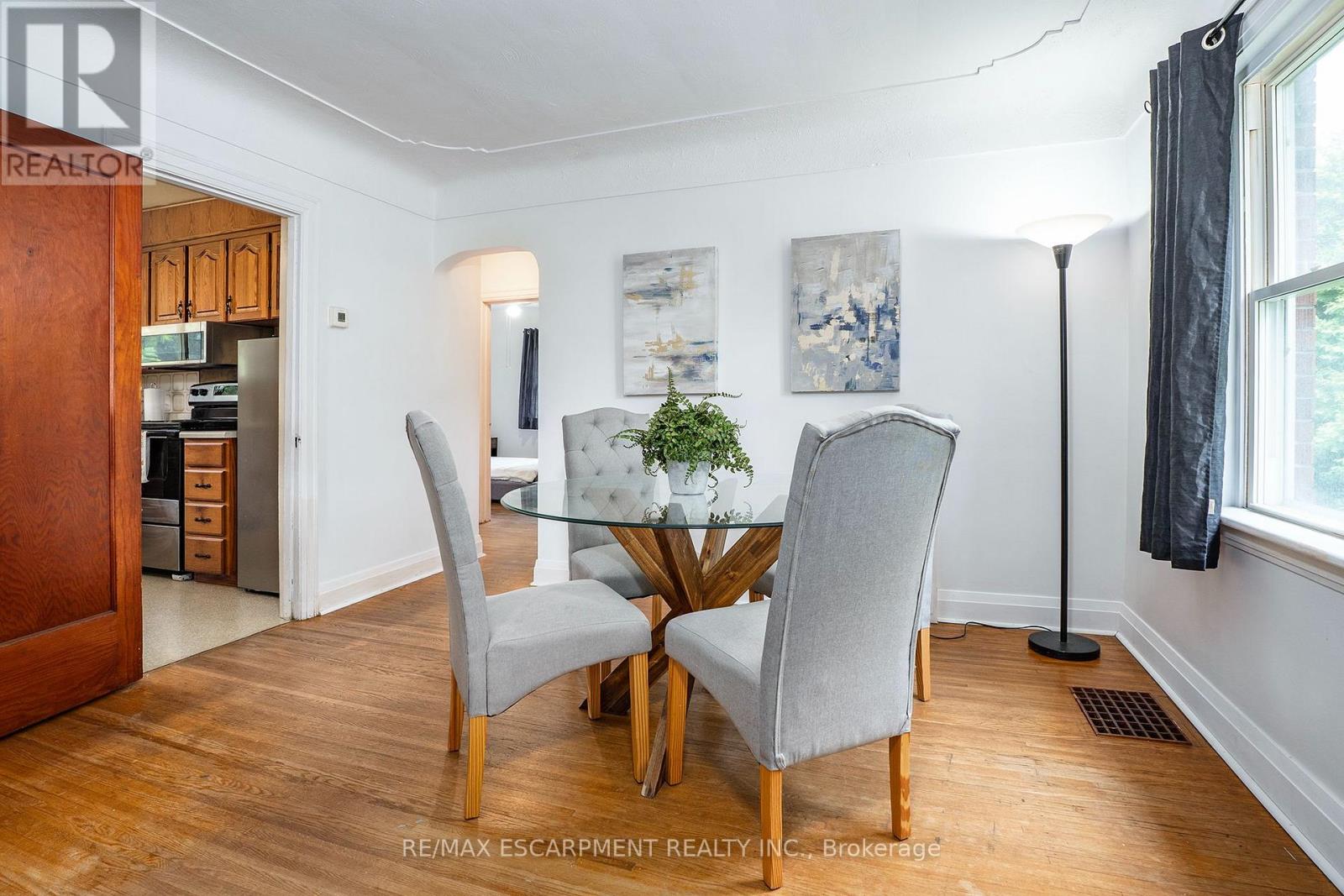 90 Osler Drive, Hamilton, Ontario  L9H 4B5 - Photo 8 - X13585448