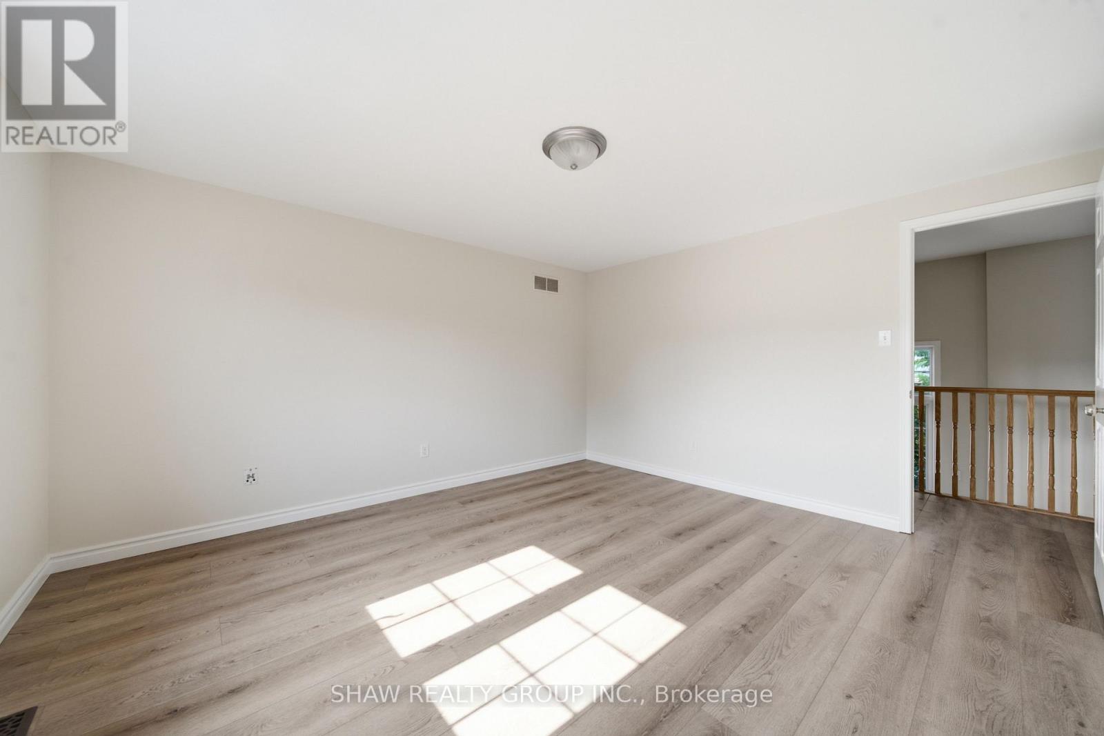 610 Violet Street, Waterloo, Ontario  N2V 2V9 - Photo 30 - X13585508