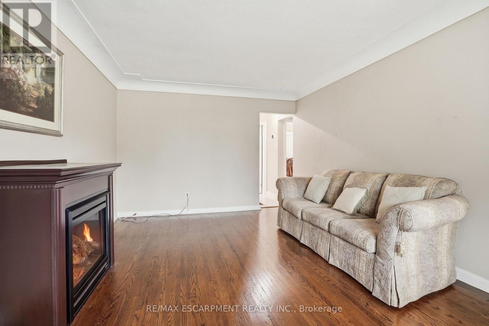 344 East 36th Street, Hamilton, Ontario  L8V 3Z8 - Photo 7 - X13585612