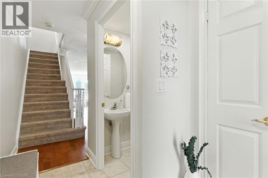 442 Maple Avenue Unit# 7, Burlington, Ontario  L7S 2L7 - Photo 4 - 40840442