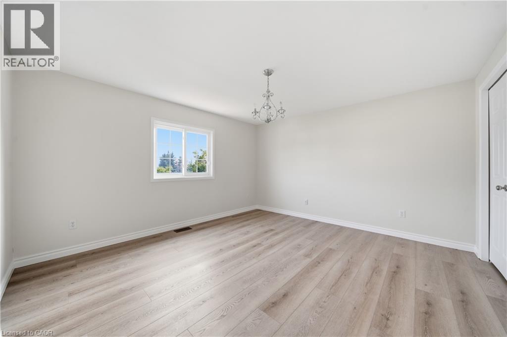 610 Violet Street, Waterloo, Ontario  N2V 2V9 - Photo 32 - 40845697