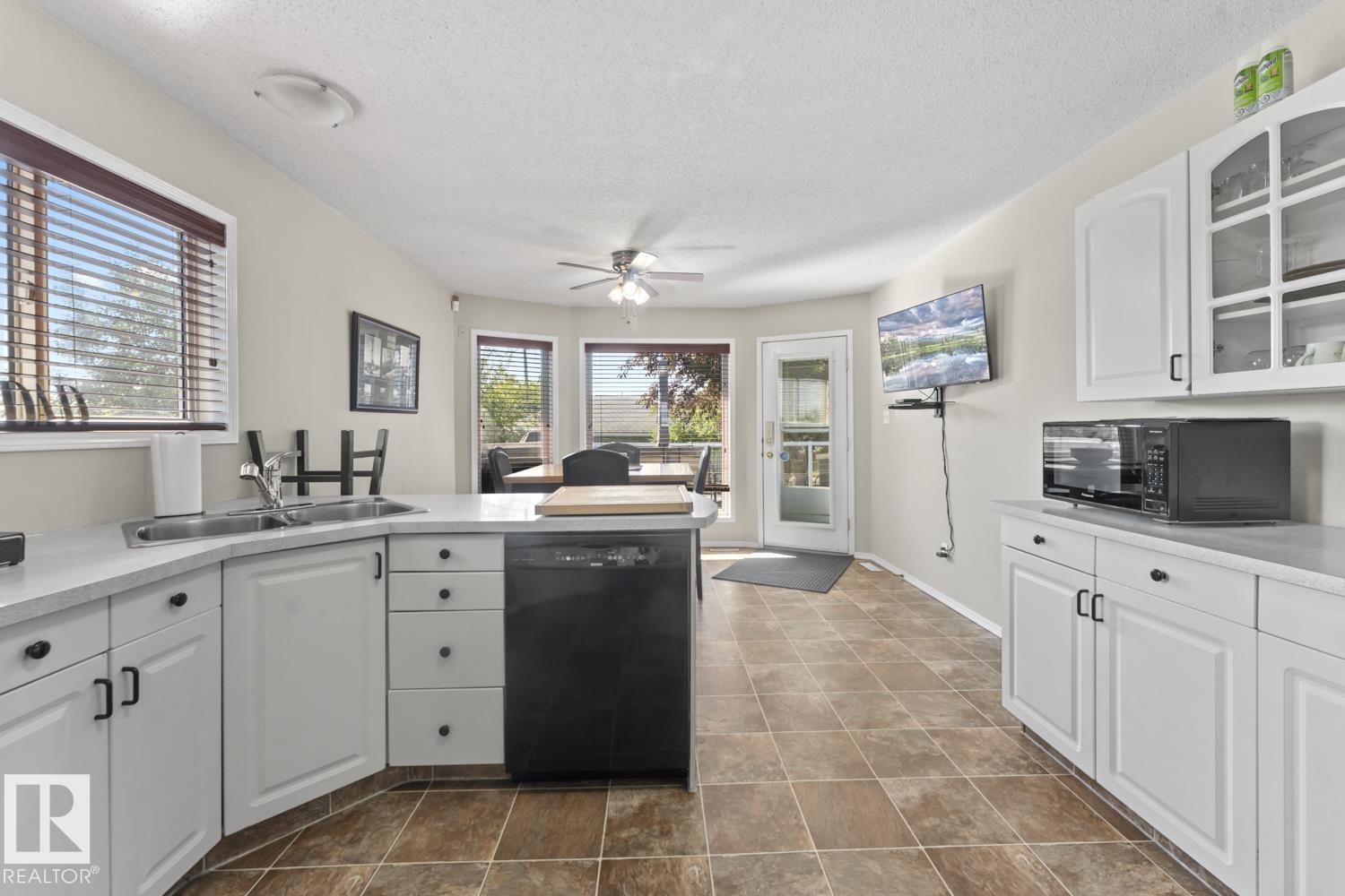 1303 5 Av, Cold Lake, Alberta  T9M 1C1 - Photo 12 - E4499854