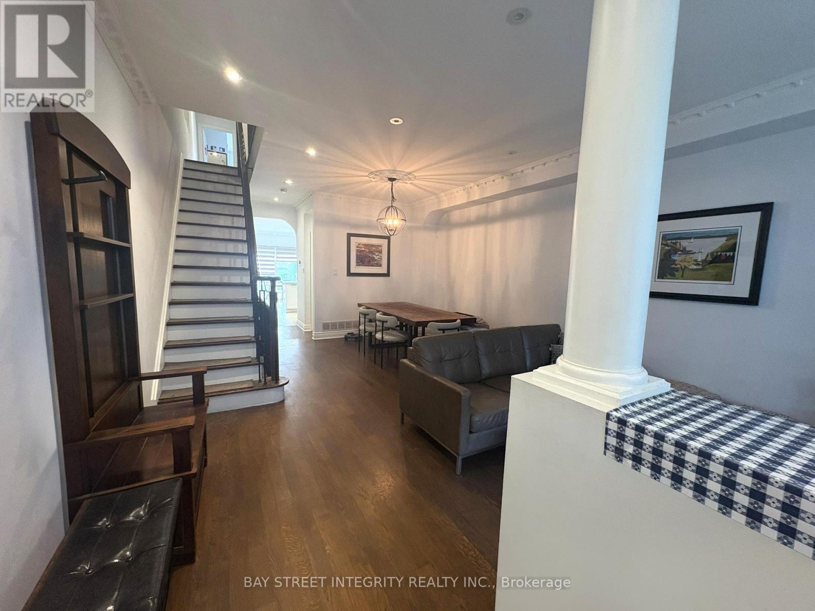 Upper 162 Claremont Street, Toronto, Ontario  M6J 2M8 - Photo 4 - C13580446