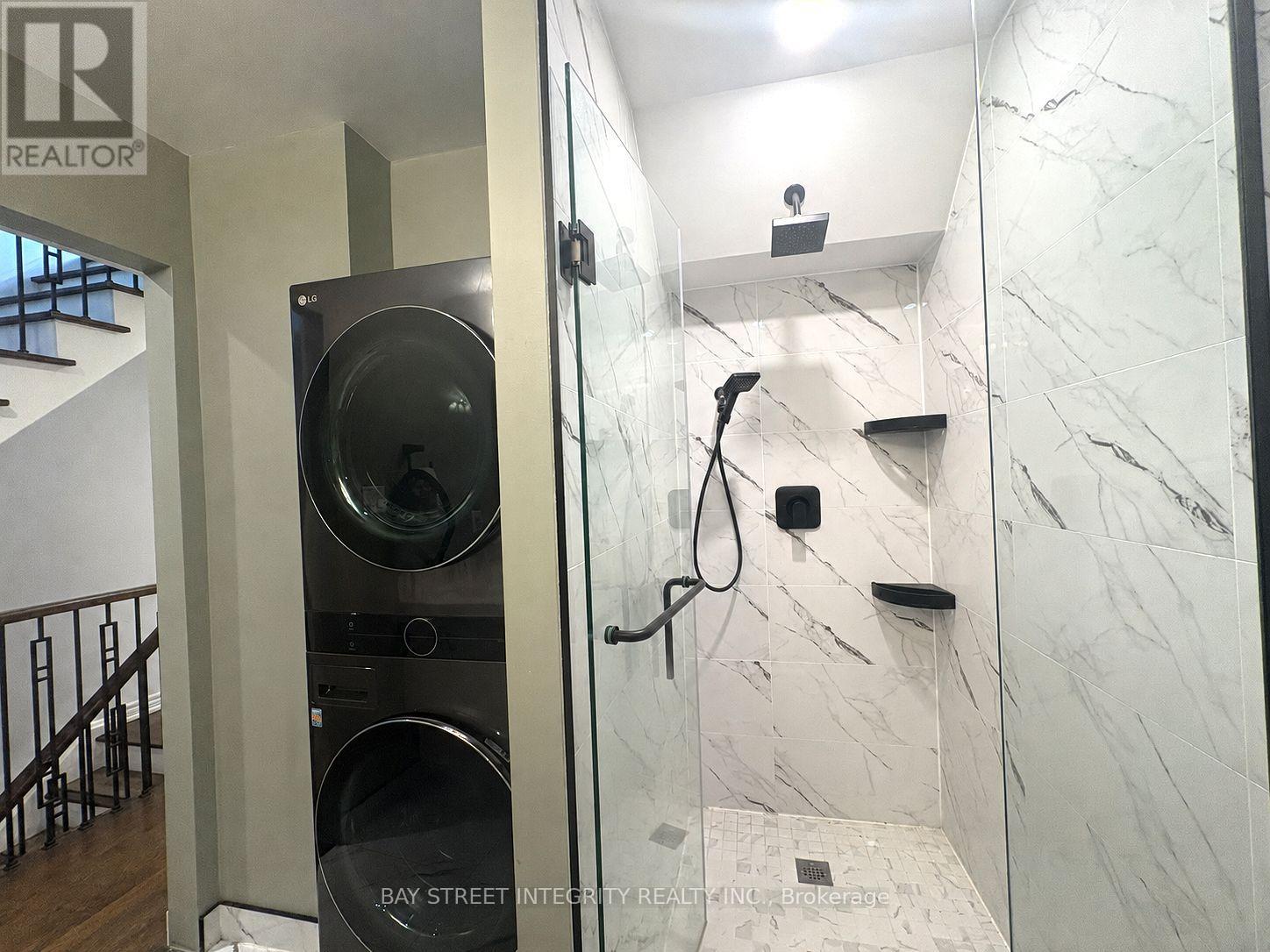 Upper 162 Claremont Street, Toronto, Ontario  M6J 2M8 - Photo 18 - C13580446