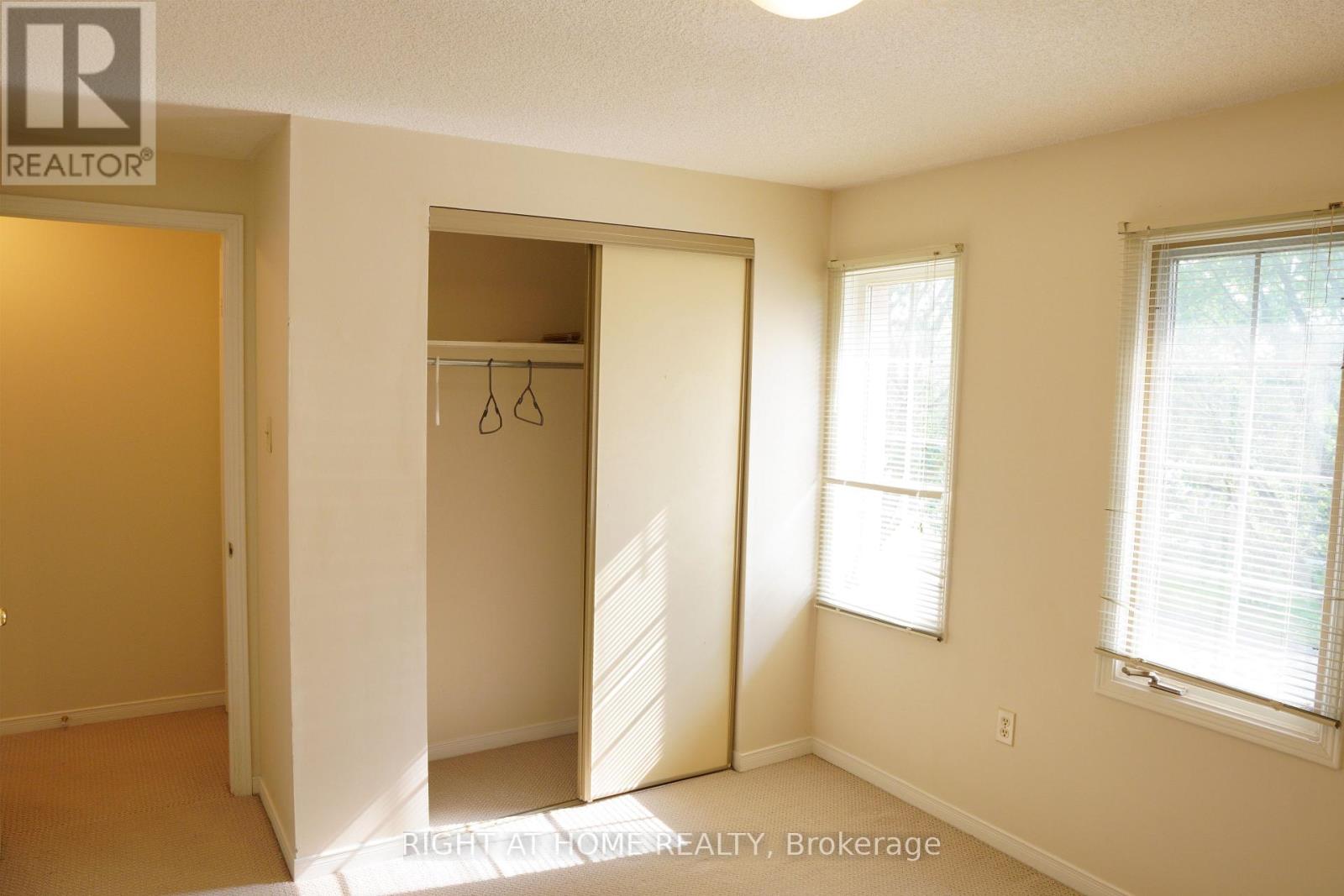 50 Oldhill Street, Richmond Hill, Ontario  L4C 9T9 - Photo 19 - N13584786