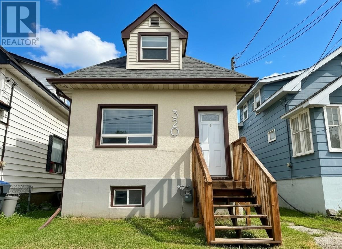 320 First Ave, Thunder Bay, Ontario  P7B 2M8 - Photo 1 - TB2602030