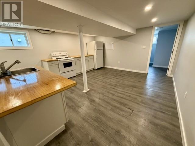320 First Ave, Thunder Bay, Ontario  P7B 2M8 - Photo 4 - TB2602030