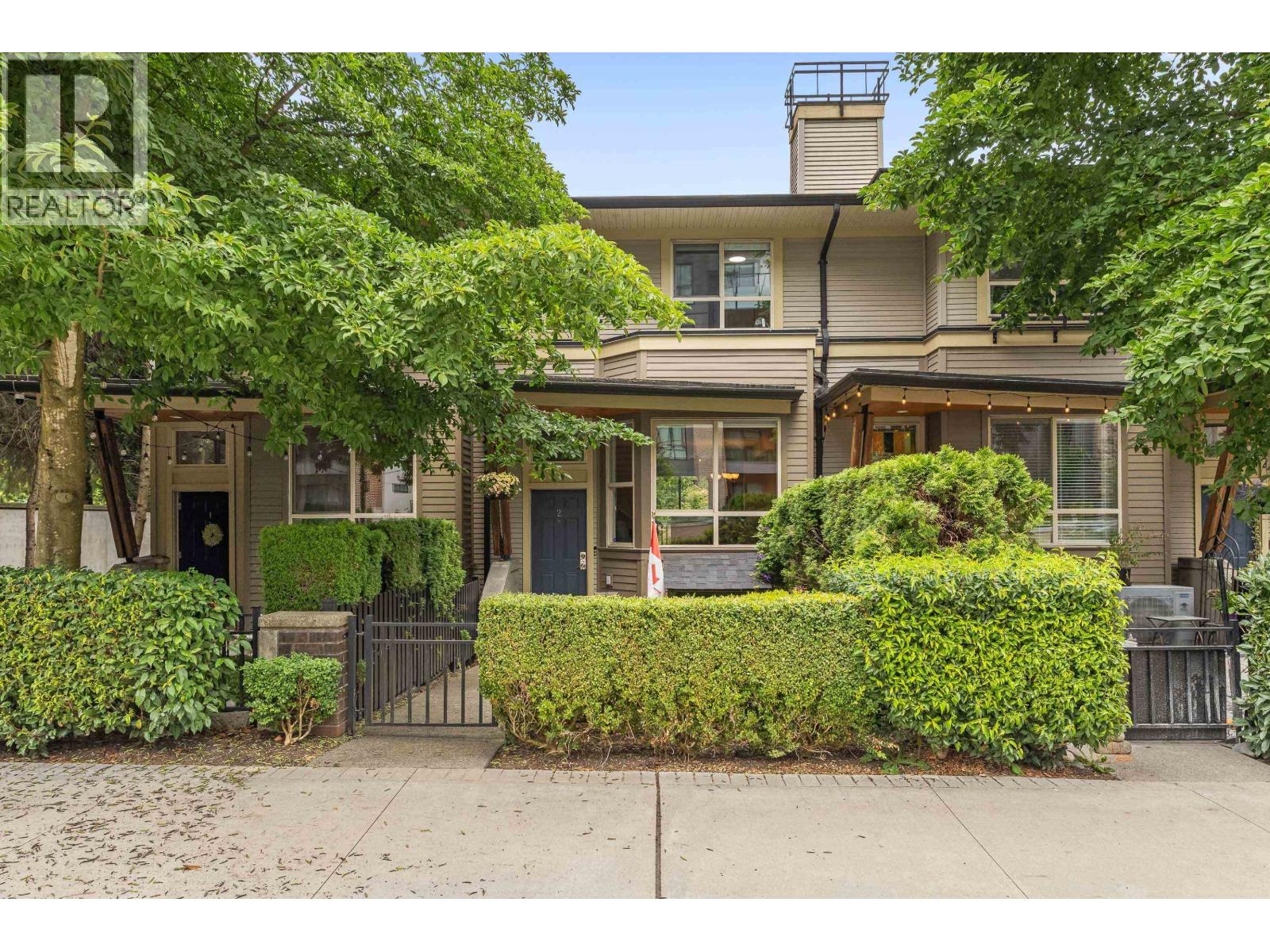 2 100 KLAHANIE DRIVE