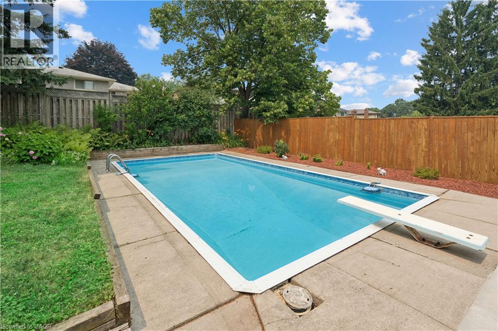 254 Southwood Drive, Kitchener, Ontario  N2E 2B1 - Photo 42 - 40849631