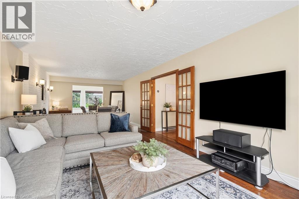 254 Southwood Drive, Kitchener, Ontario  N2E 2B1 - Photo 8 - 40849631