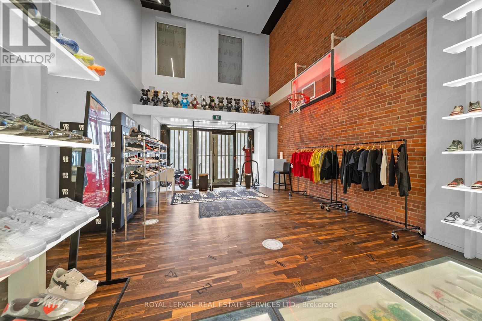 273 Queen Street W, Toronto, Ontario  M5V 1Z9 - Photo 5 - C13585692