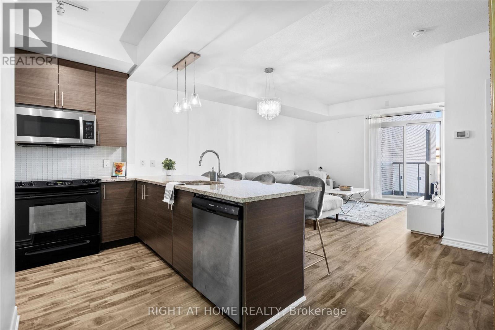 217 - 70 Forest Manor Road, Toronto, Ontario M2J 0A9 - Photo 6 - C13585698