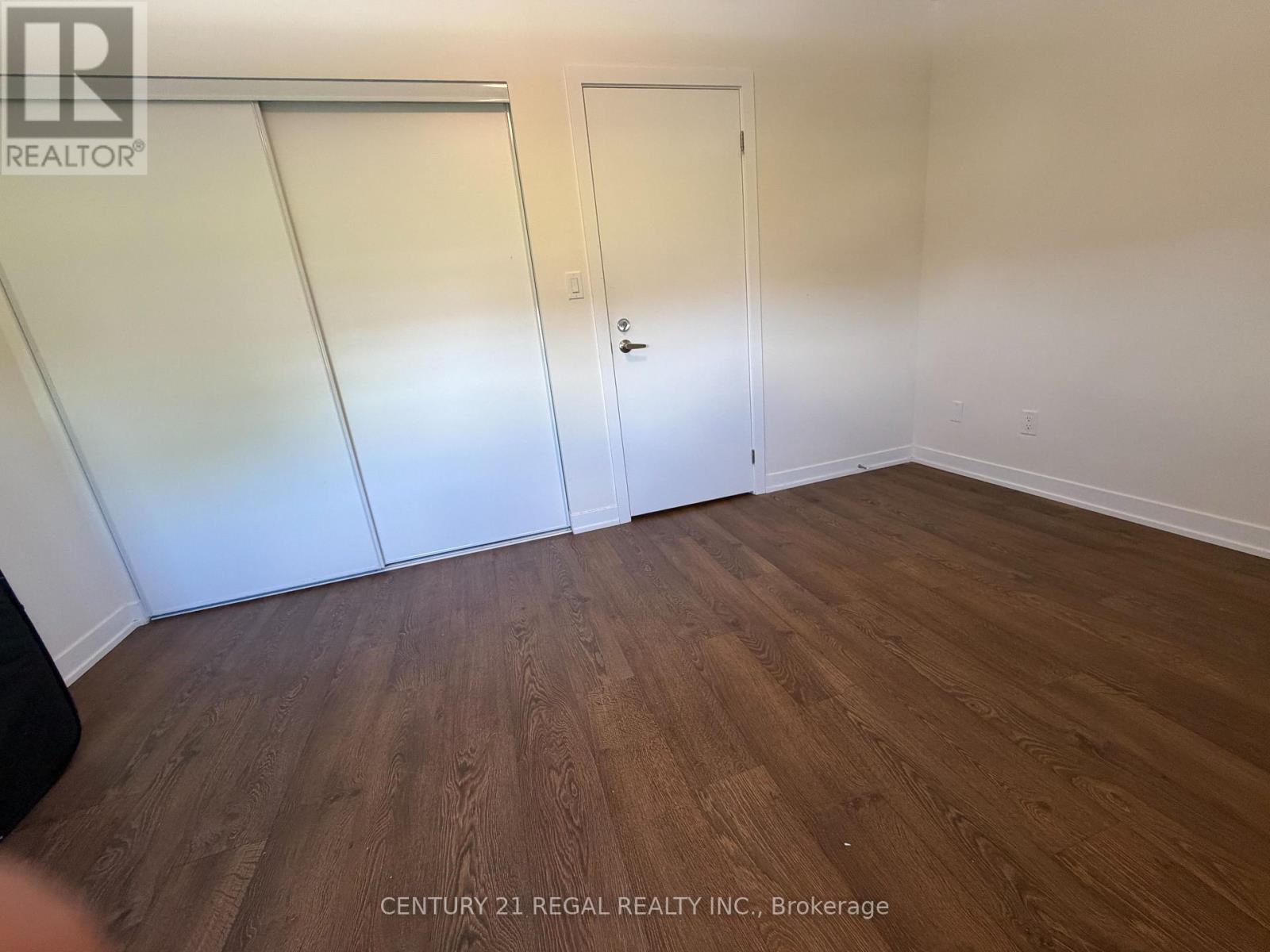16 Deep Roots Terrace, Toronto, Ontario M6A 0G1 - Photo 10 - C13585746