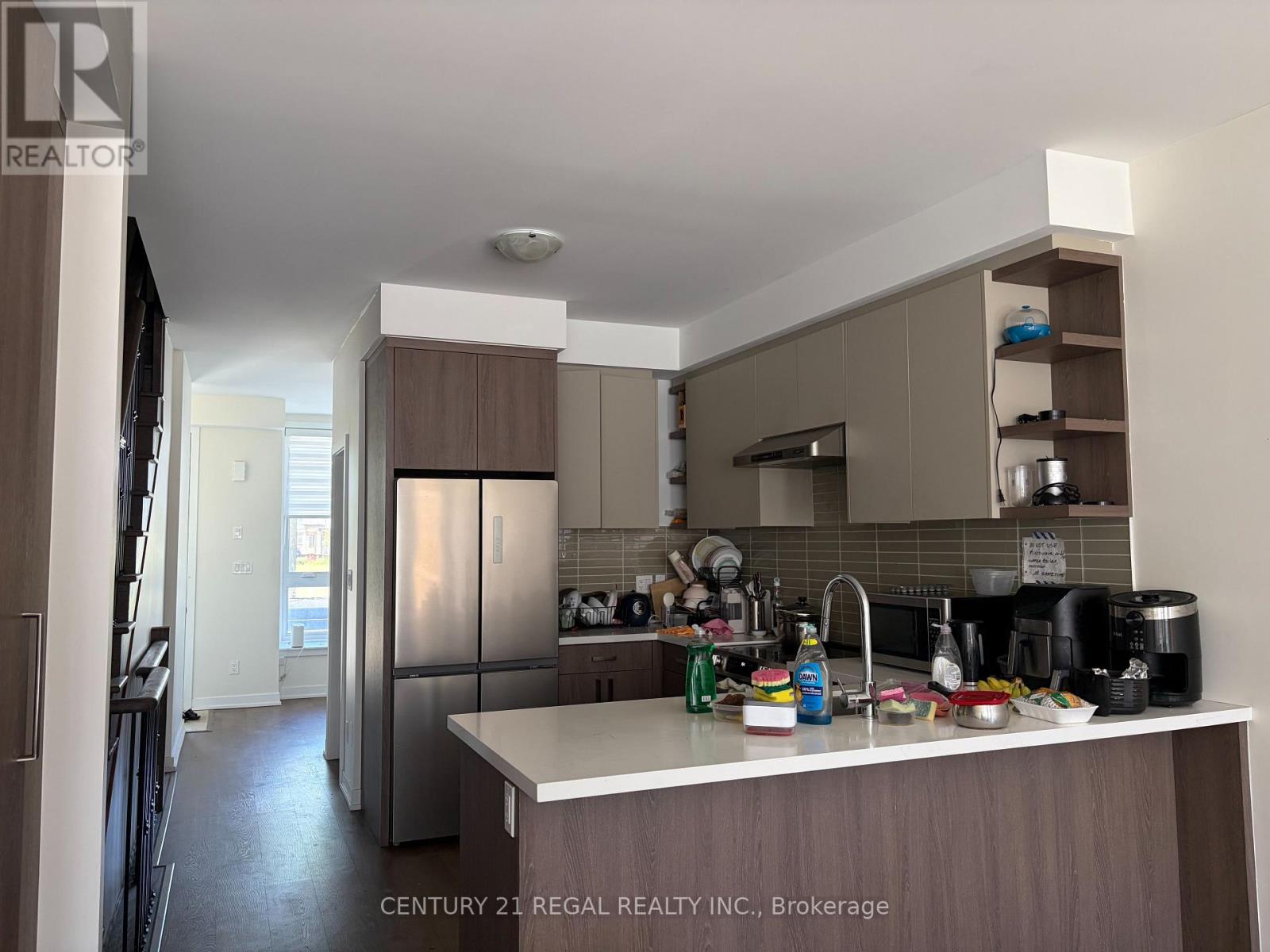 16 Deep Roots Terrace, Toronto, Ontario M6A 0G1 - Photo 8 - C13585746
