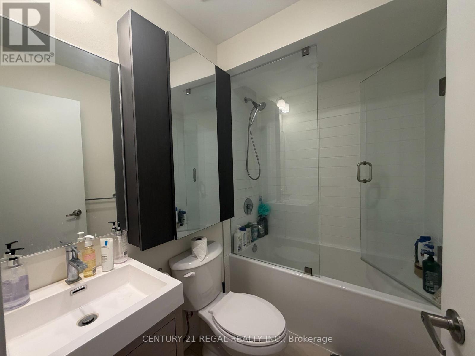 16 Deep Roots Terrace, Toronto, Ontario M6A 0G1 - Photo 9 - C13585746