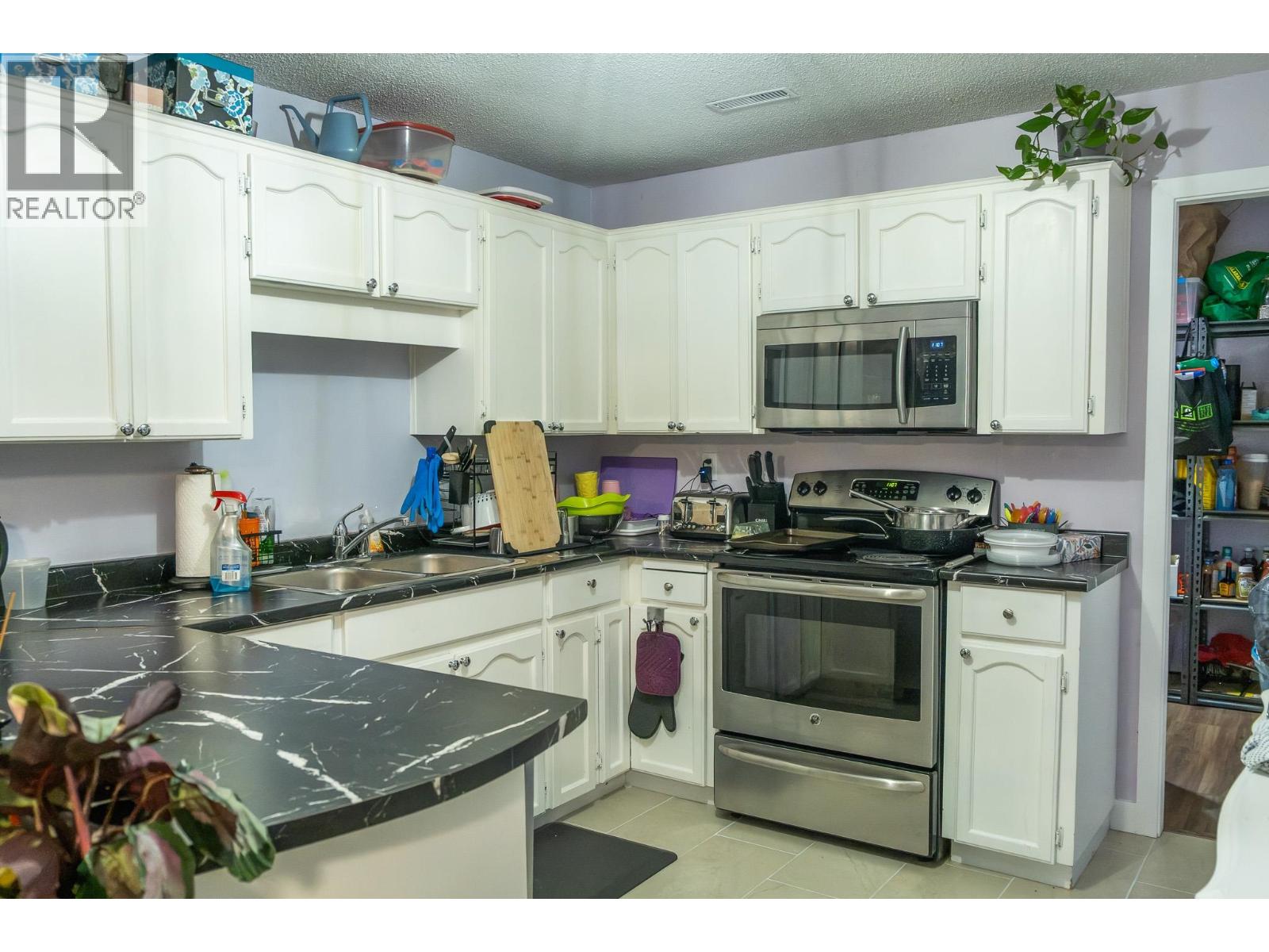 1030 Yarmouth Street, Port Coquitlam, British Columbia V3C 5H4 - Photo 15 - R3147895