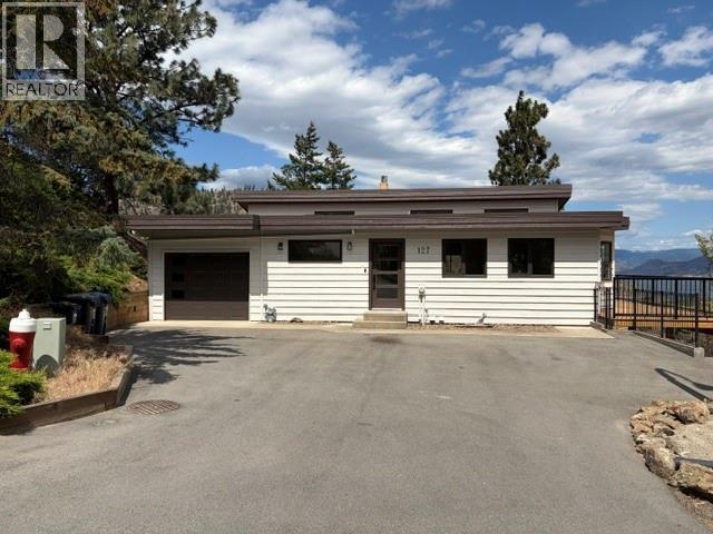 127 Sumac Ridge Drive