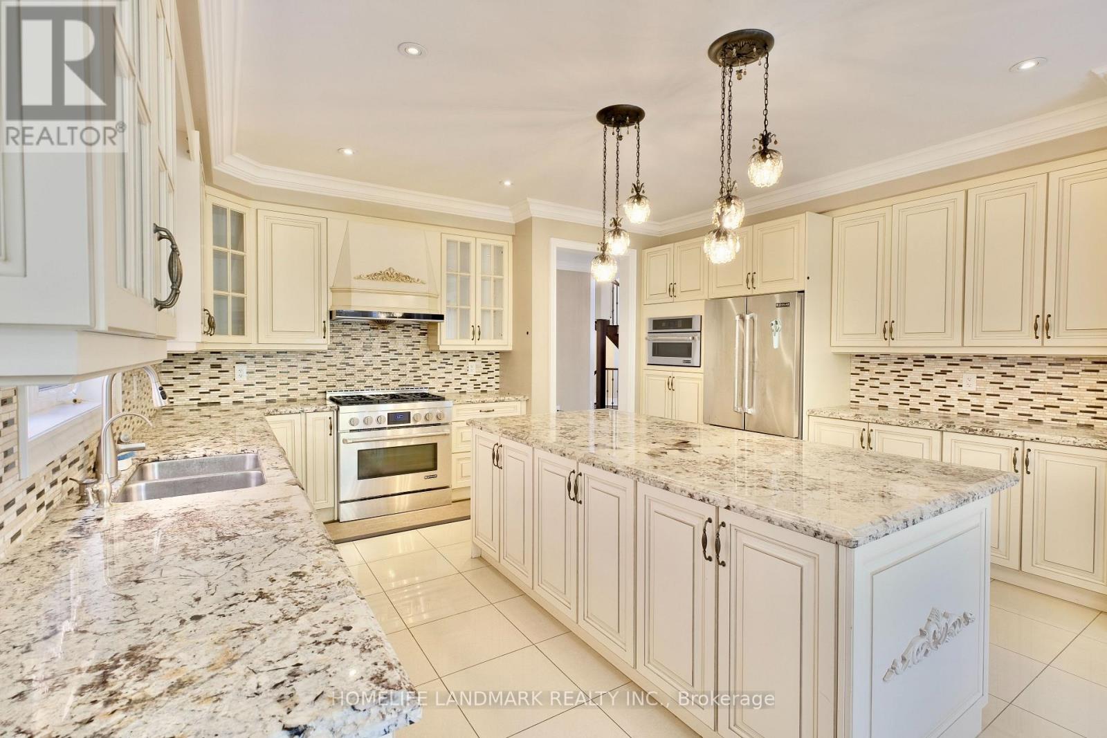 2 Drake Street, Vaughan, Ontario L4H 3P2 - Photo 14 - N13585744