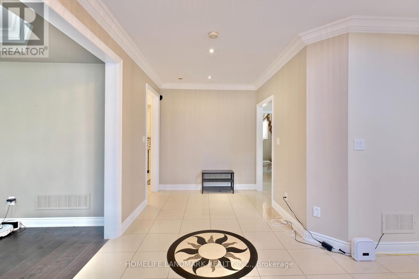 2 Drake Street, Vaughan, Ontario L4H 3P2 - Photo 8 - N13585744
