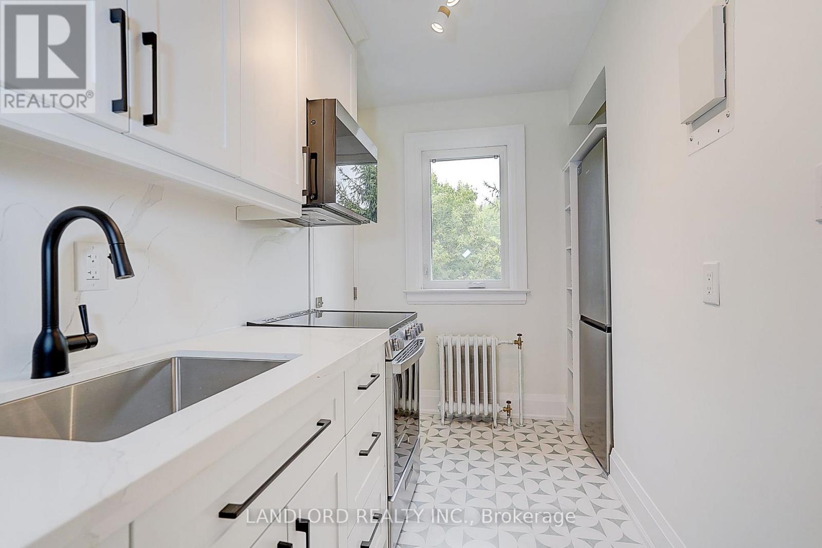 12 - 2520 Bloor Street W, Toronto, Ontario M6S 1R8 - Photo 21 - W13585734