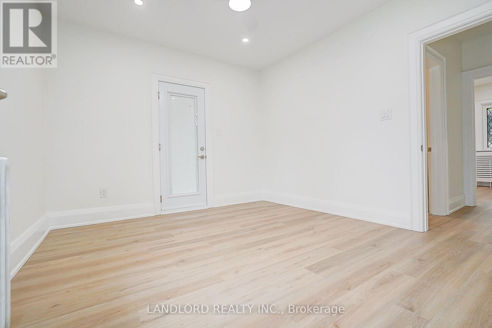 12 - 2520 Bloor Street W, Toronto, Ontario M6S 1R8 - Photo 30 - W13585734