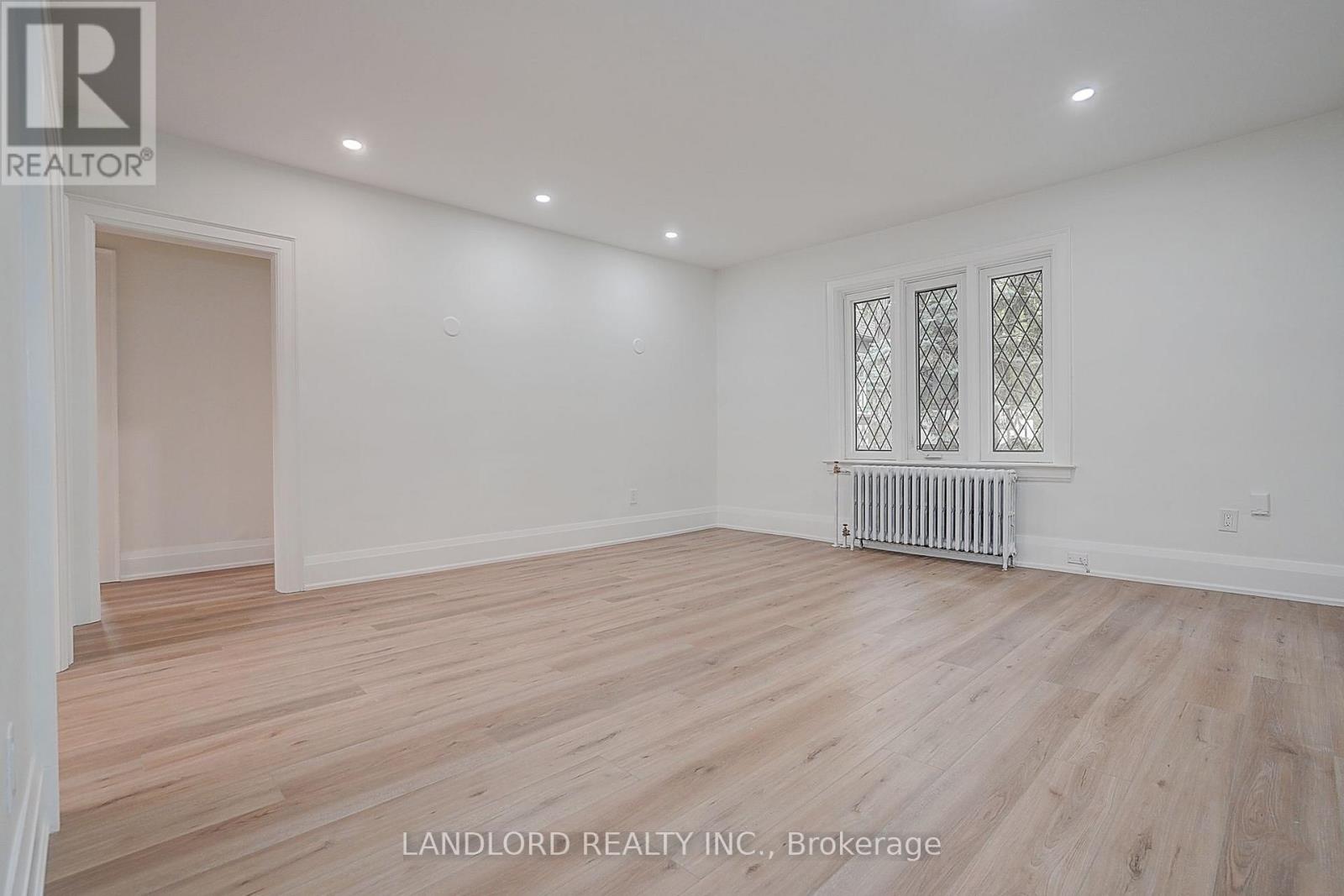 12 - 2520 Bloor Street W, Toronto, Ontario M6S 1R8 - Photo 8 - W13585734