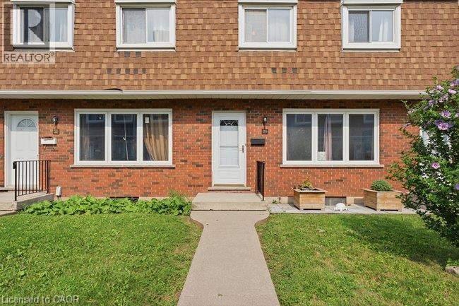 29 Glenburn Court Unit# 15, Hamilton, Ontario  L8E 1C6 - Photo 3 - 40849694