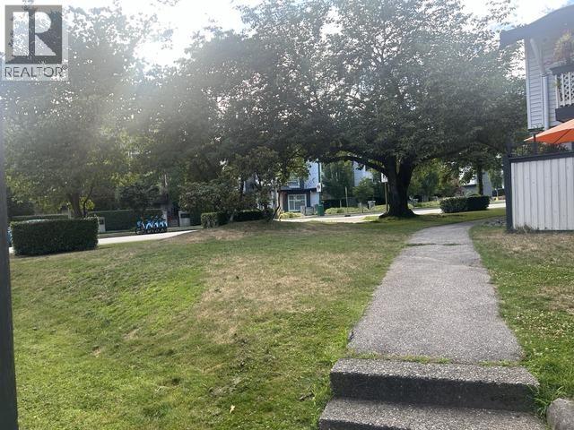 36 882 Premier Street, North Vancouver, British Columbia V7J 2G9 - Photo 15 - R3147821