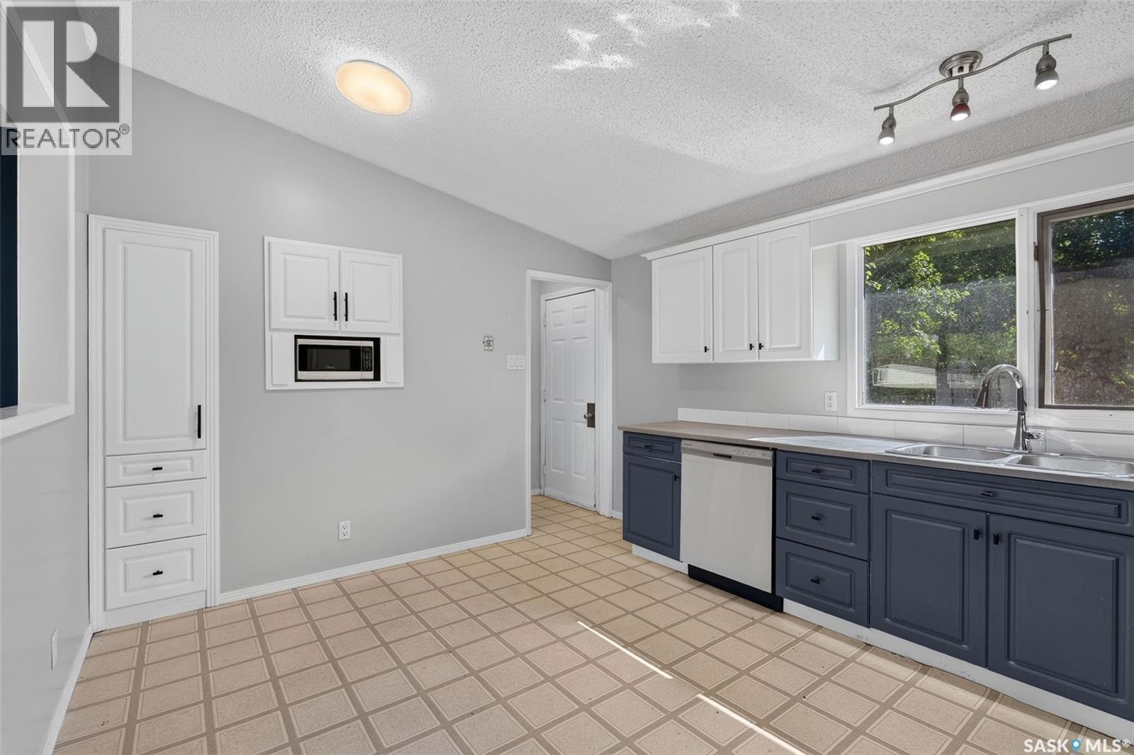 212 3rd Avenue S, Melfort, Saskatchewan  S0E 1A0 - Photo 8 - SK043143