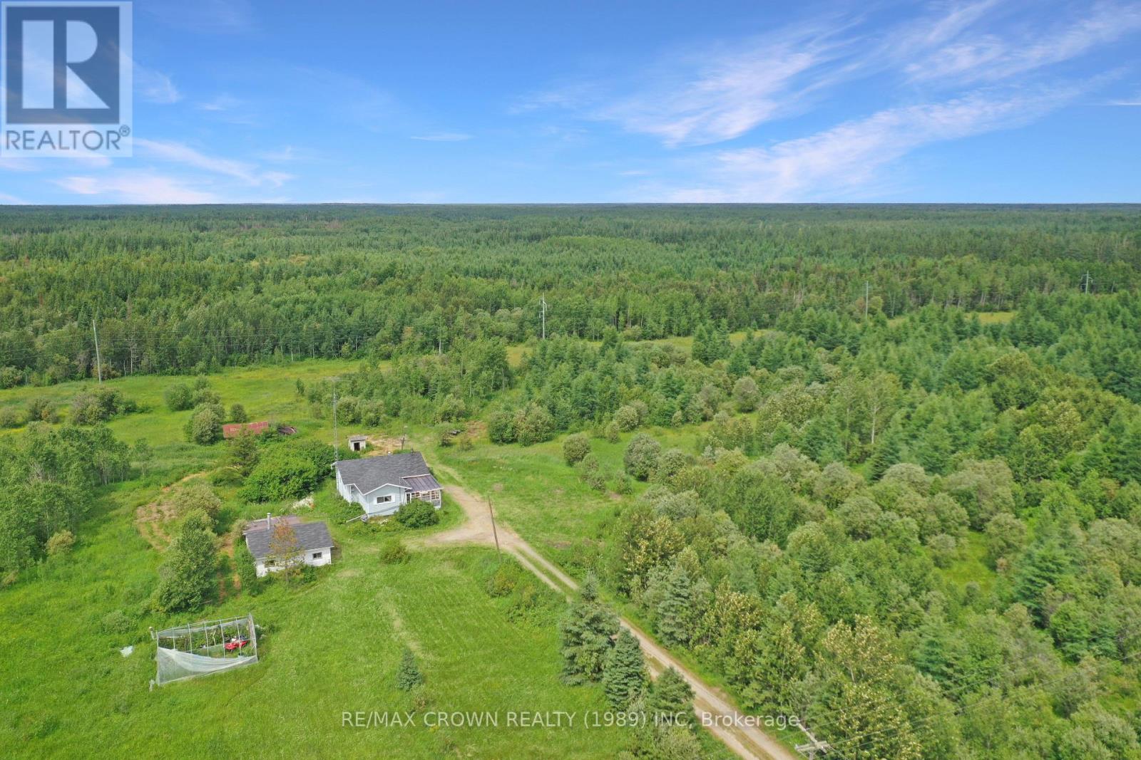 Fauquier-Strickland - 925 Highway 11, Smooth Rock Falls, Ontario  P0L 2C0 - Photo 1 - T13585820