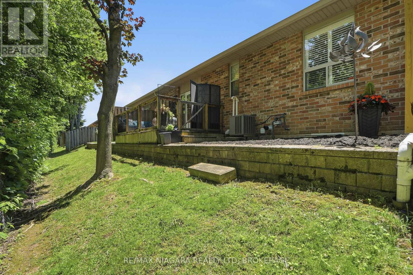 10 - 99 Linwell Road, St. Catharines, Ontario  L2N 1R6 - Photo 40 - X13585858