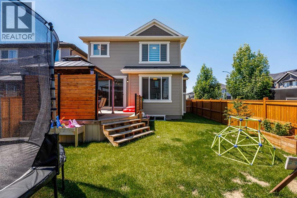 225 Buckskin Way, Cochrane, Alberta  T4C 2R7 - Photo 38 - A2329384