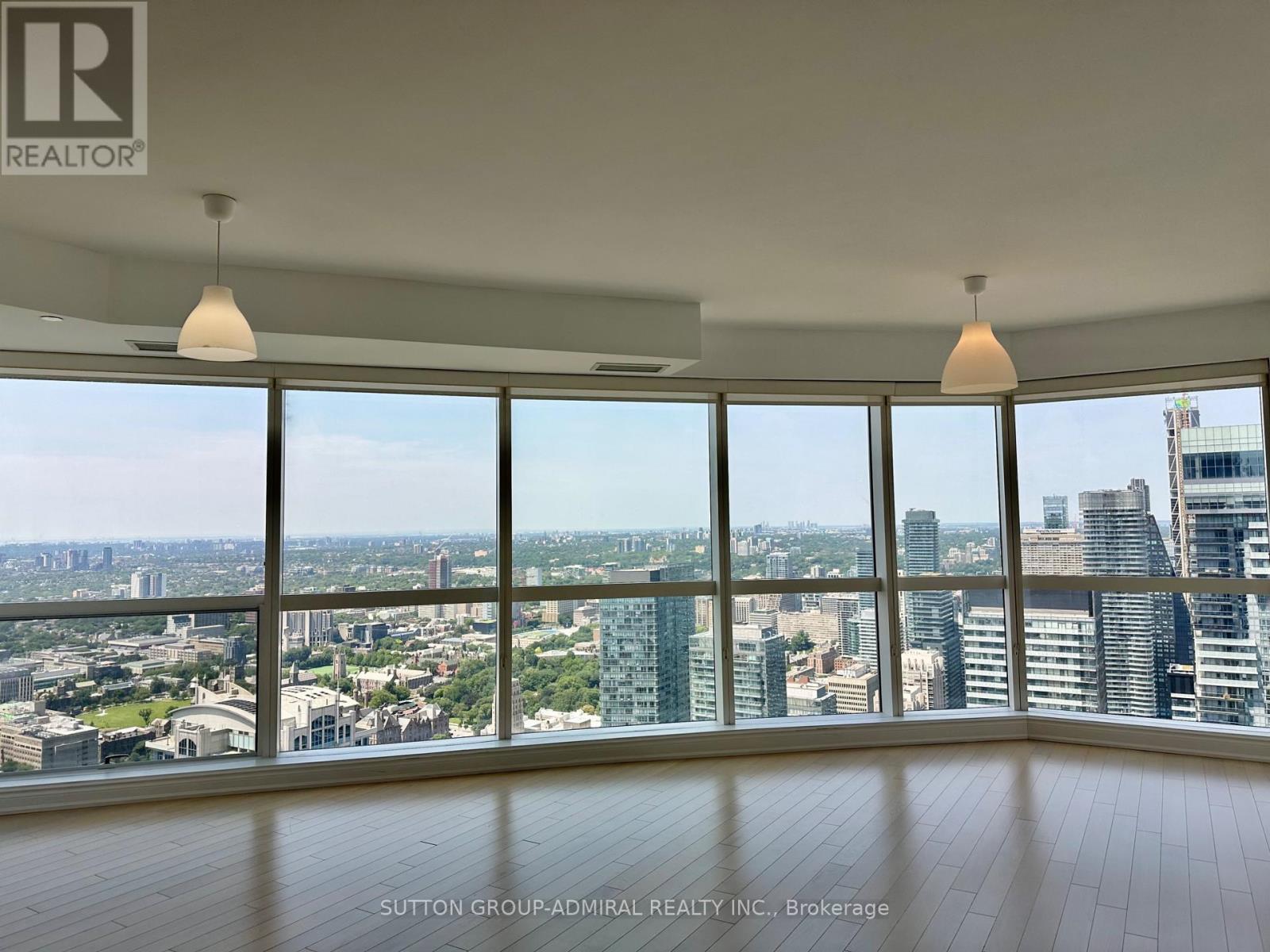 6016 - 388 YONGE STREET - Photo 2