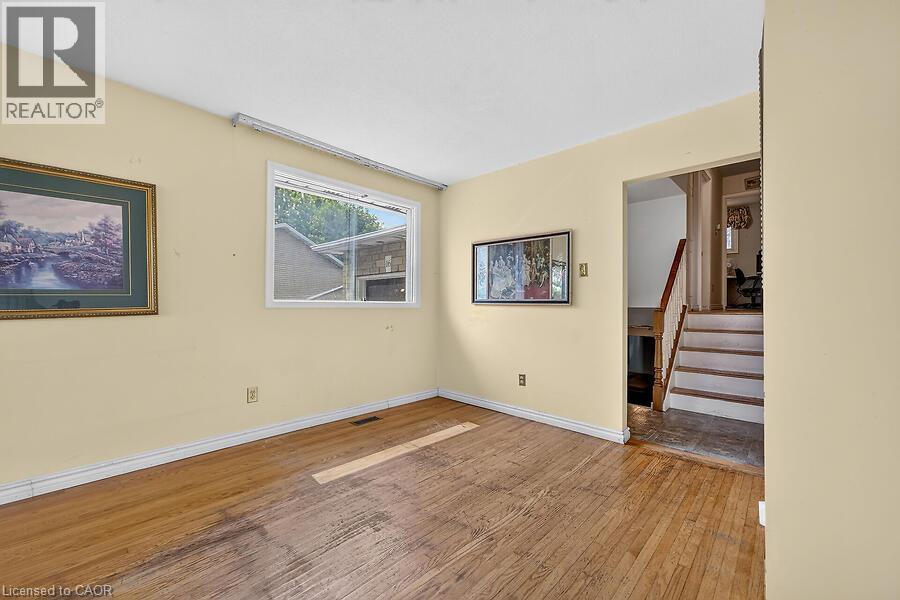 16 Sunshine Court, Hamilton, Ontario  L9C 2L5 - Photo 7 - 40849752