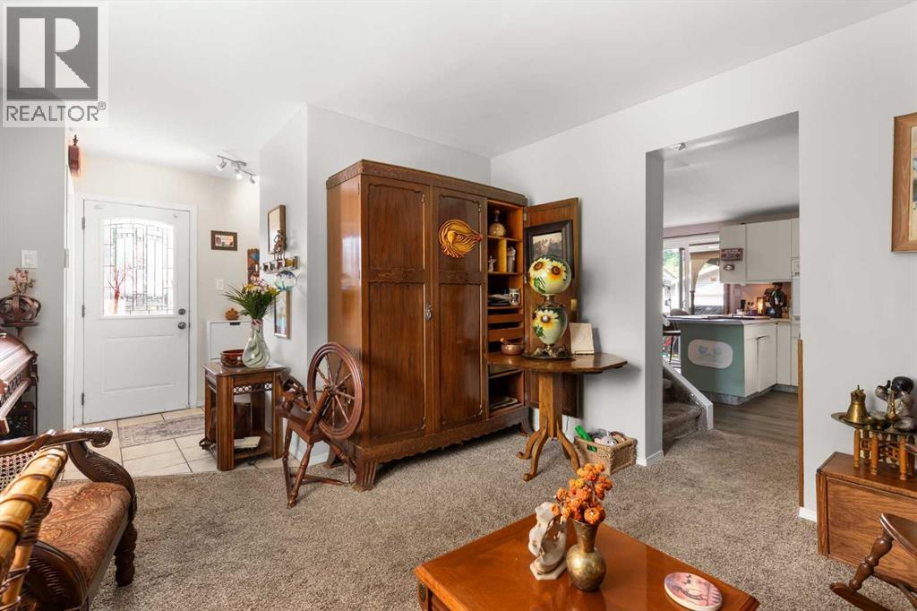 140 6 Street Se, Medicine Hat, Alberta  T1A 1G8 - Photo 7 - A2327559
